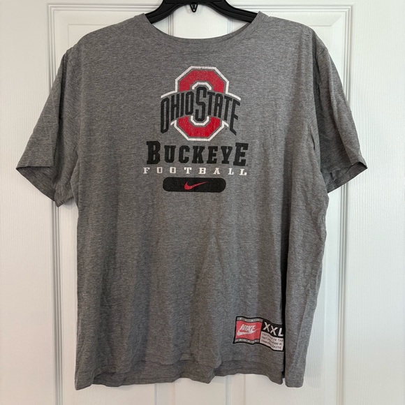 Nike Ohio State Buckeye Football XXL T-Shirt - Picture 1 of 6